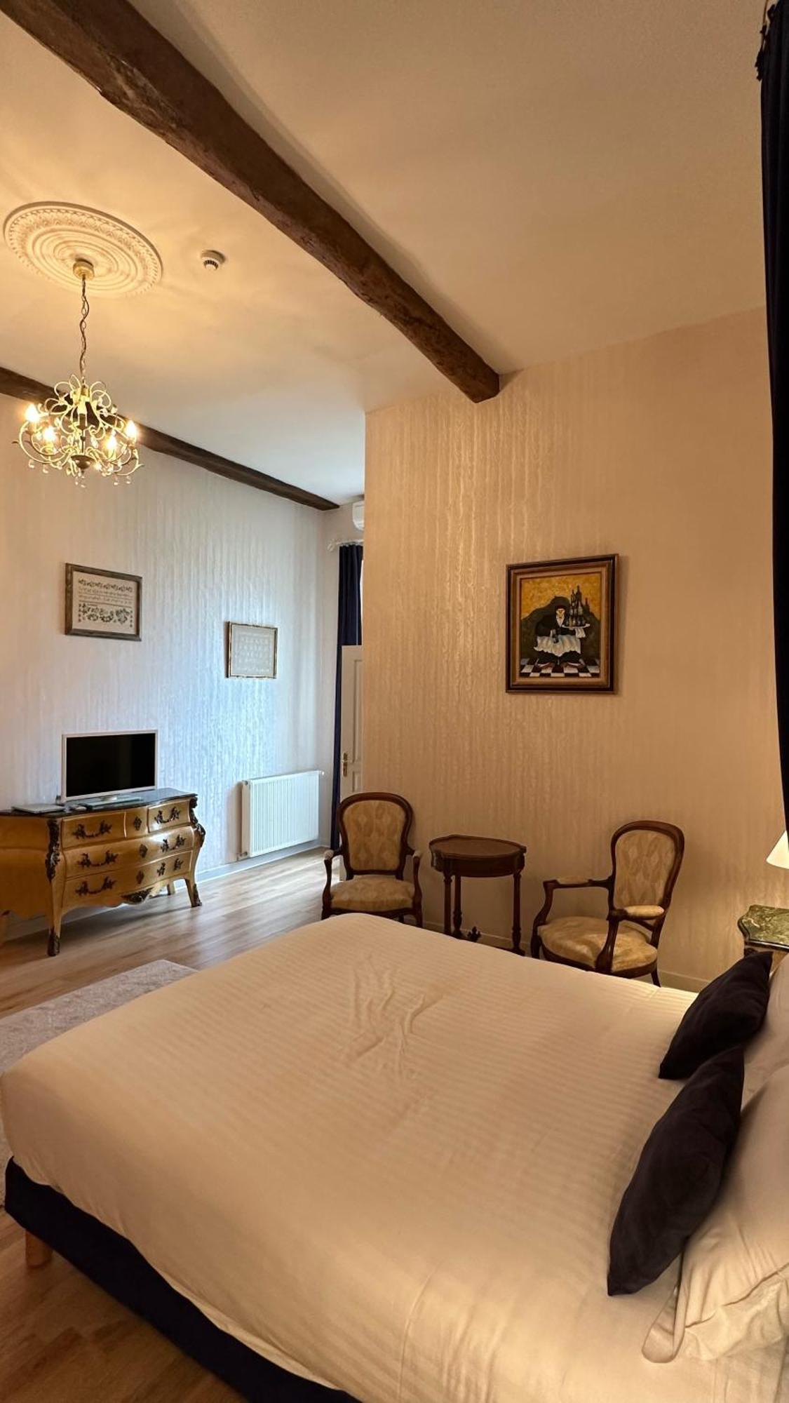 Le Manoir De Lisle Hotell Eksteriør bilde